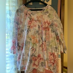 Very Pretty Shirt with Midway Sleeves size 2X